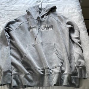 Women’s under armor sweatshirt